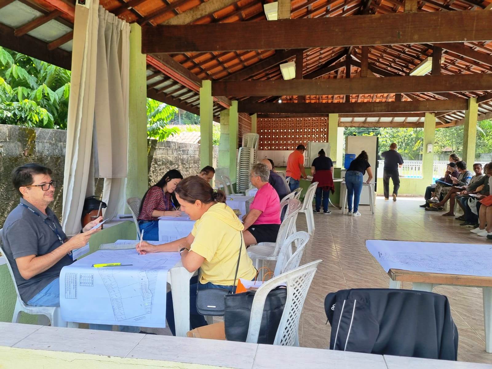 Coleta de documentos no Buquirinha I